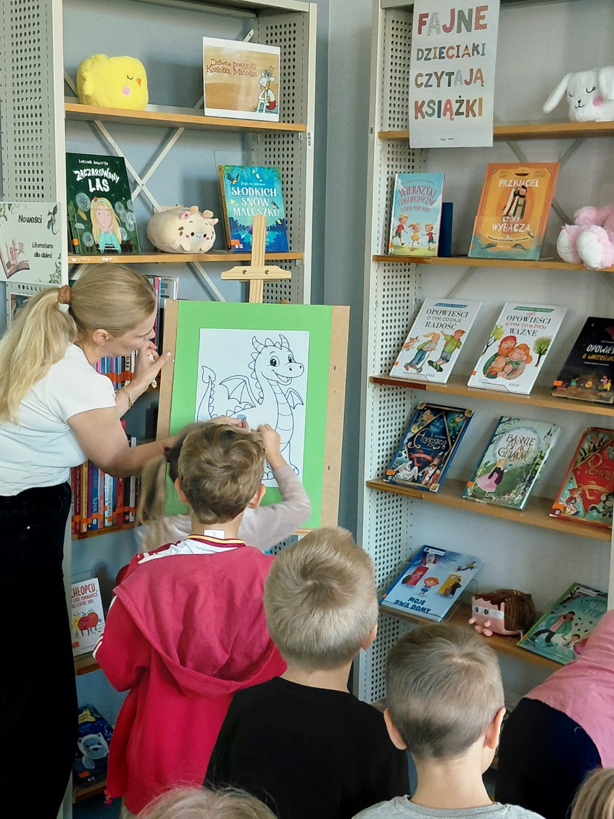 Dzieje się w Czytelni - Dzień Głośnego Czytania