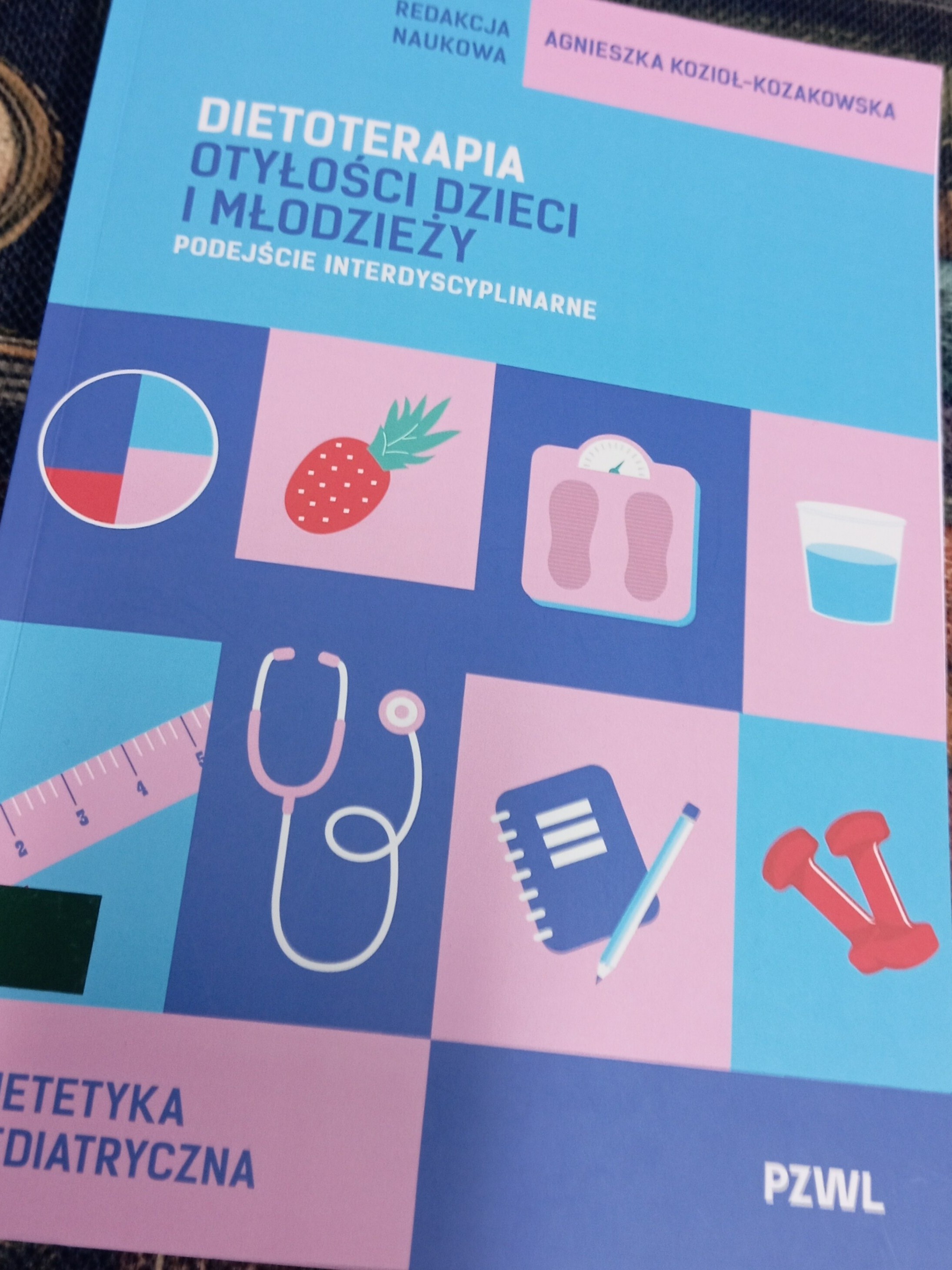 Grafika ilustracyjna do działań Czytelni
