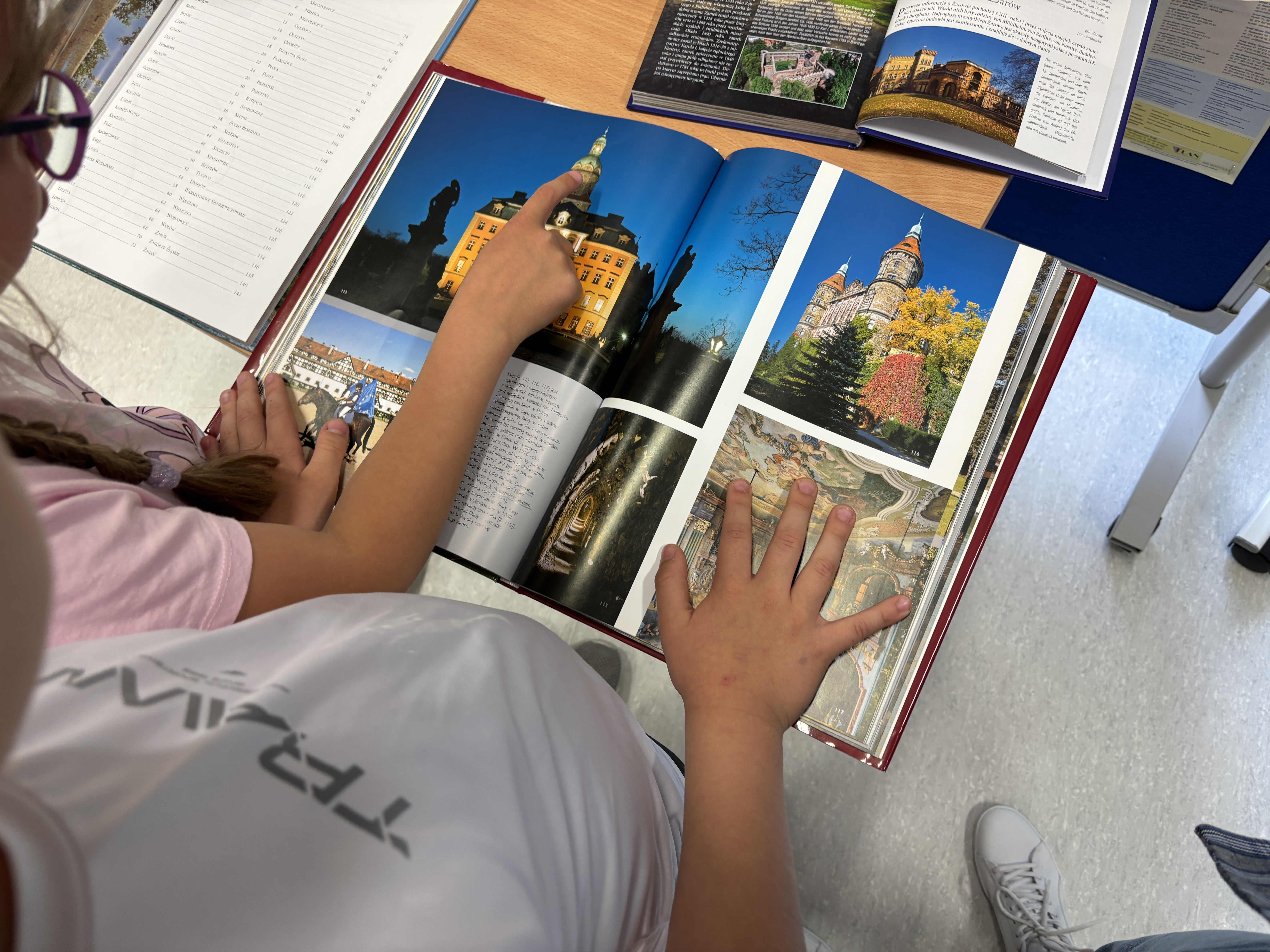 Grafika ilustracyjna - zajęcia z edukacji regionalnej