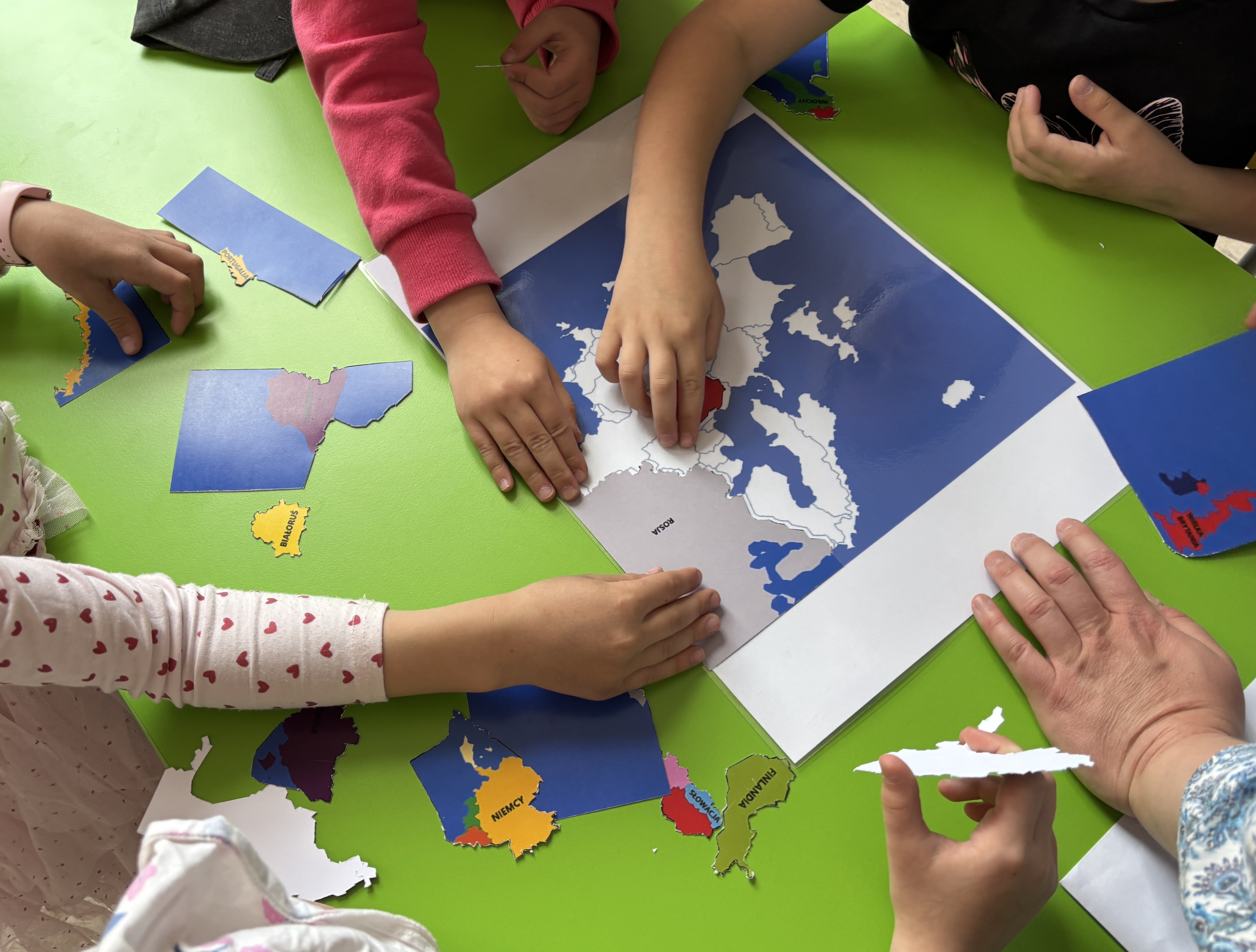 Grafika ilustracyjna - zajęcia edukacyjne z okazji Dnia Europy