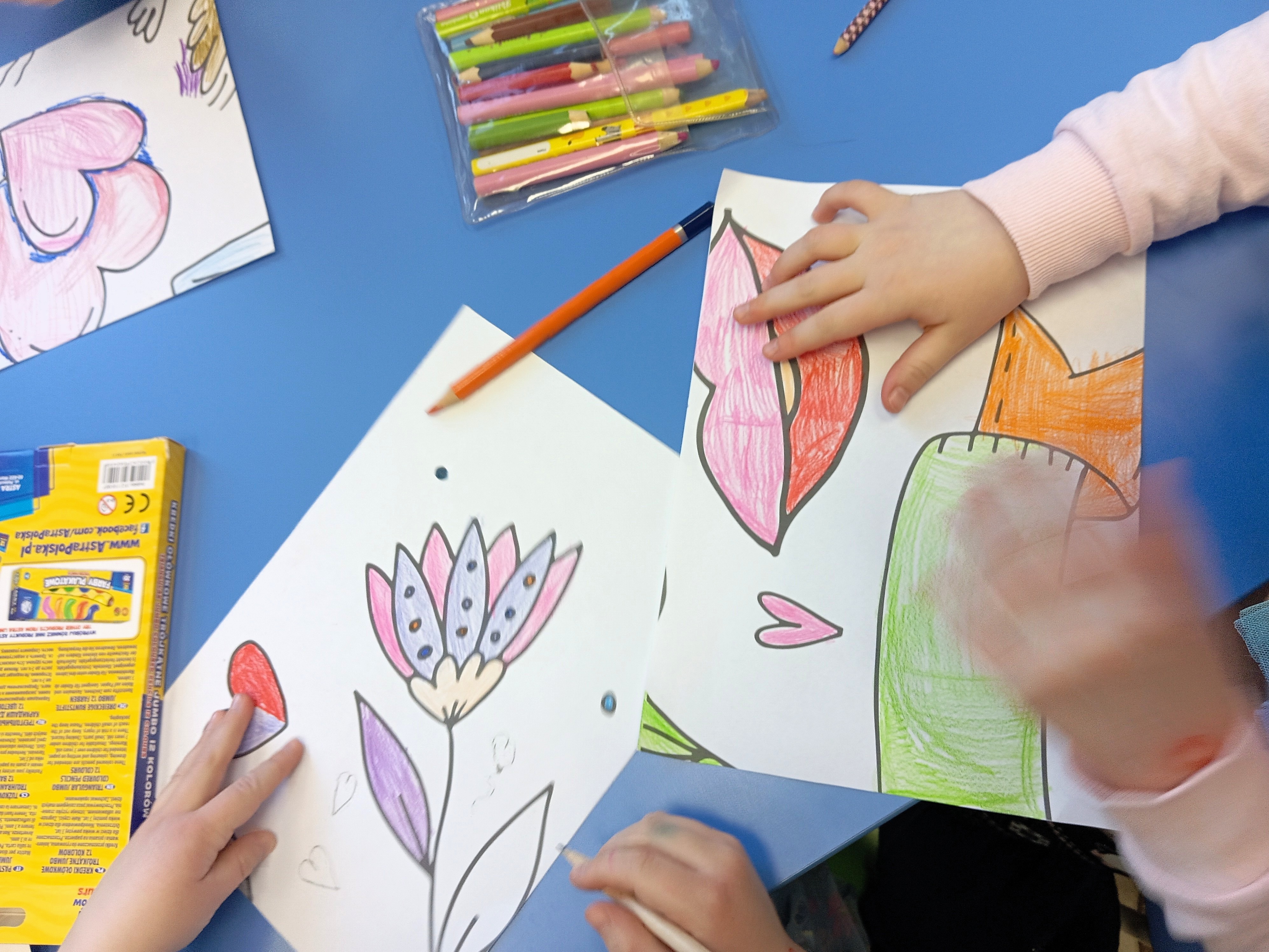 Grafika ilustracyjna: zajęcia Walentynki na wesoło